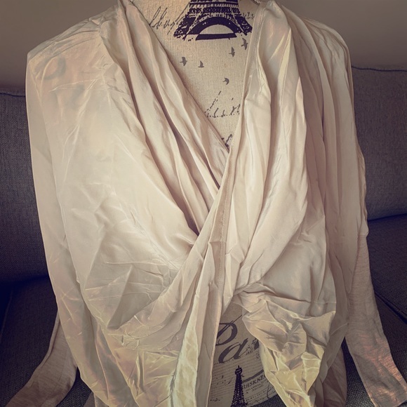 NWT AllSaints Stunning Silk Shrug Top Small - Picture 2 of 8
